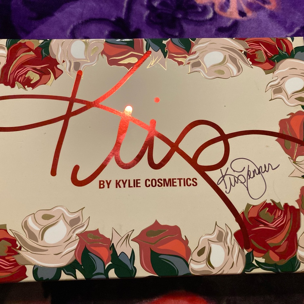Kylie cosmetics- limited edition kris collection
